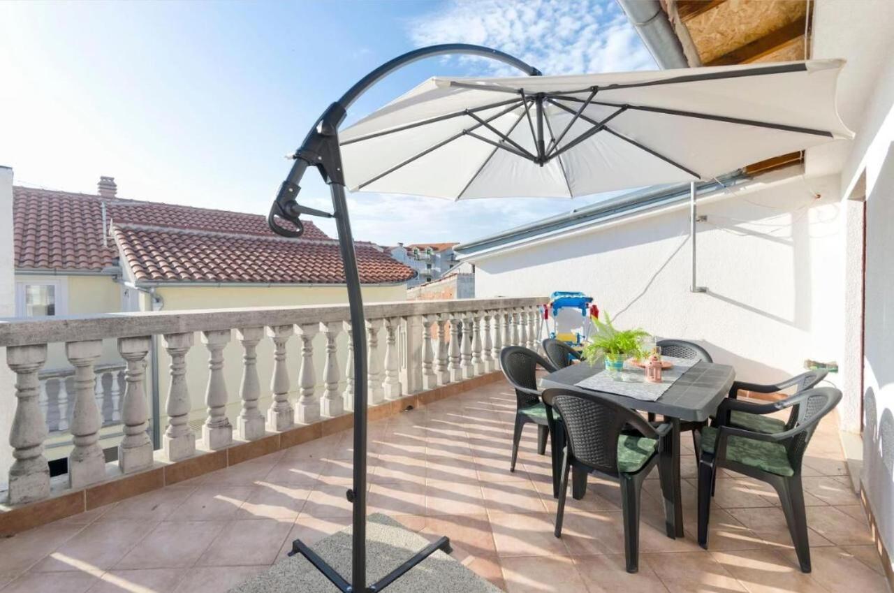 Apartment Marija Vodice Ngoại thất bức ảnh