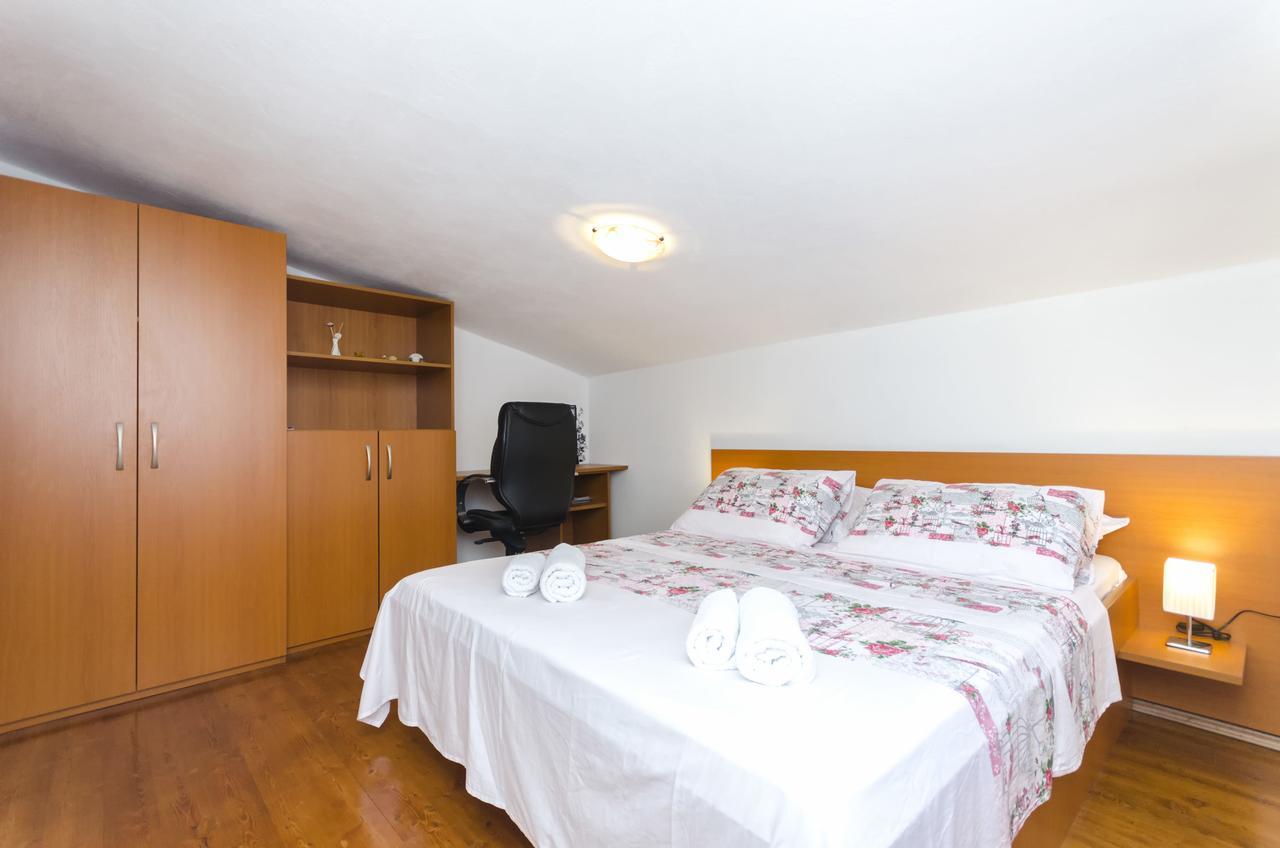 Apartment Marija Vodice Ngoại thất bức ảnh